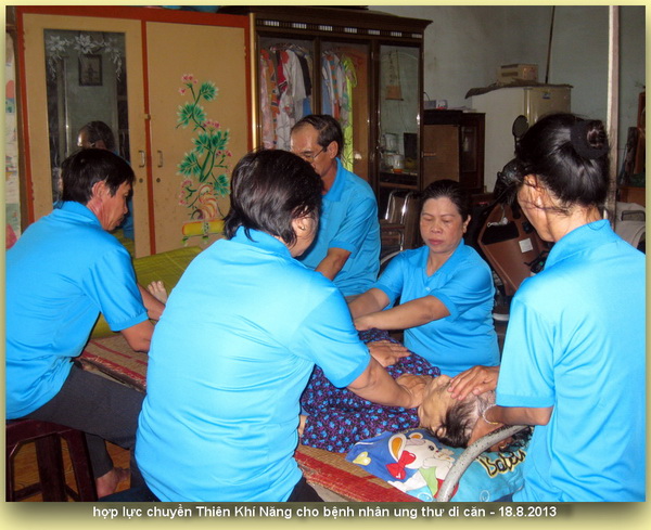 TĐMVSK thăm hỏi và mở 12 chakra quý bệnh nhân phong cùi Đồng-nai 18.8.2013